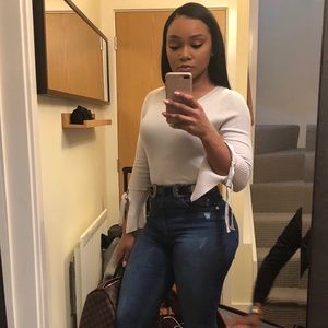 Meet your Posher, Asia